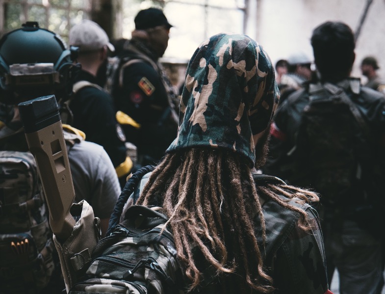 A group of airsoft players