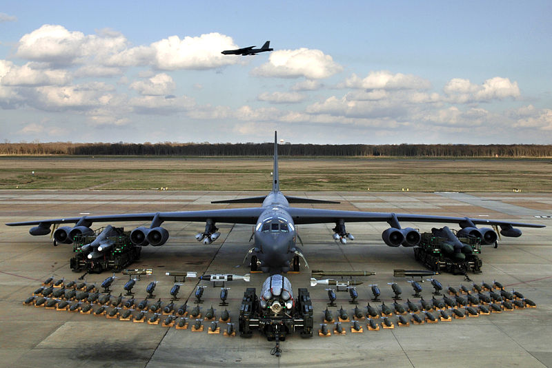 B-52H with its full load laid out