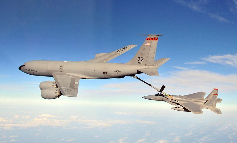 KC-135 refuelling fighter jet
